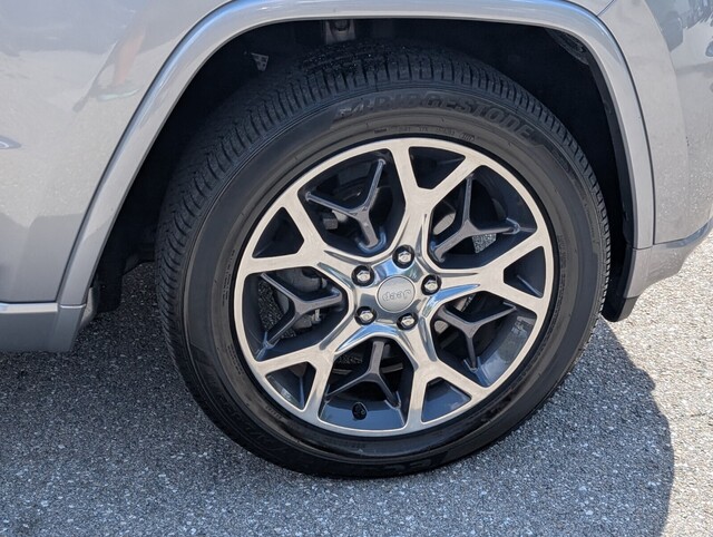 used 2019 Jeep Grand Cherokee car, priced at $19,288