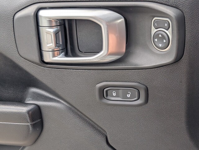 used 2020 Jeep Wrangler car, priced at $27,998