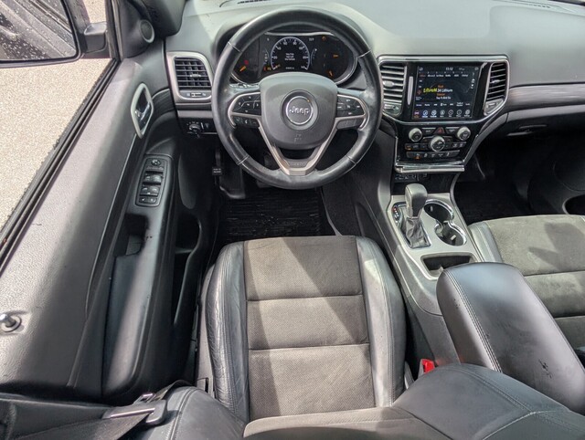 used 2021 Jeep Grand Cherokee car, priced at $19,298