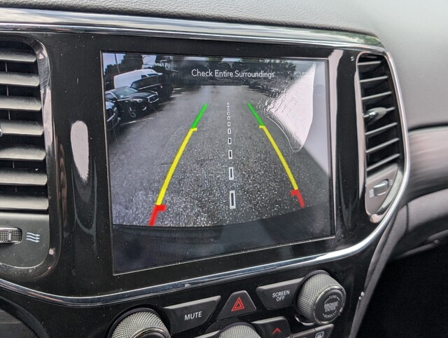 used 2021 Jeep Grand Cherokee car, priced at $19,298