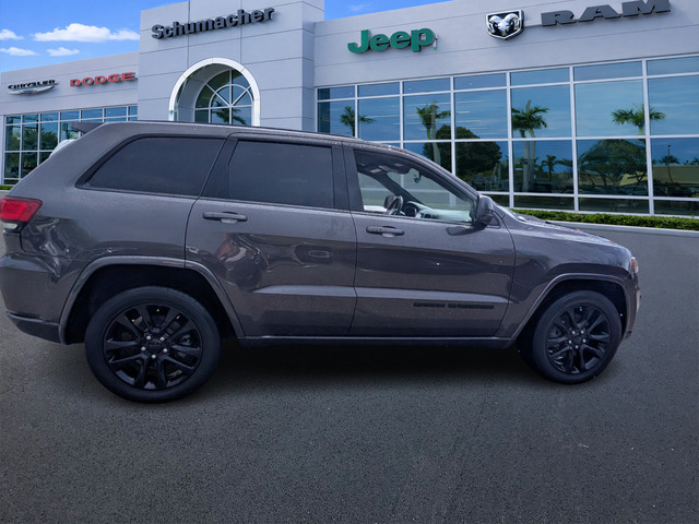 used 2021 Jeep Grand Cherokee car, priced at $19,298