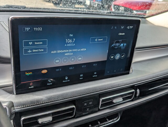 used 2022 Lincoln Nautilus car, priced at $29,998