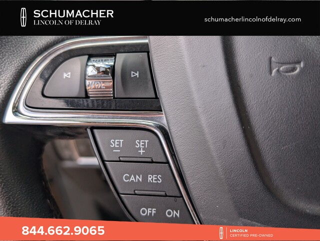 used 2022 Lincoln Nautilus car, priced at $23,988