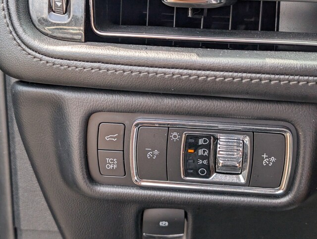 used 2022 Lincoln Nautilus car, priced at $29,998