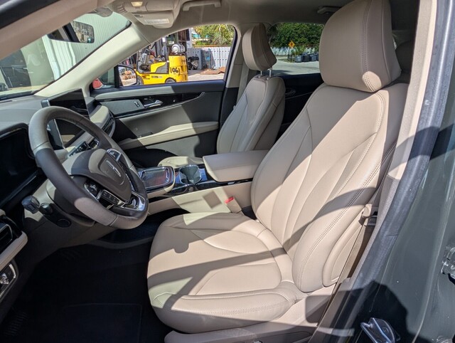 used 2022 Lincoln Nautilus car, priced at $29,998