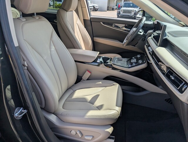 used 2022 Lincoln Nautilus car, priced at $29,998