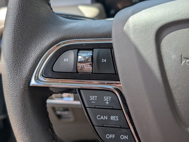 used 2022 Lincoln Nautilus car, priced at $29,998