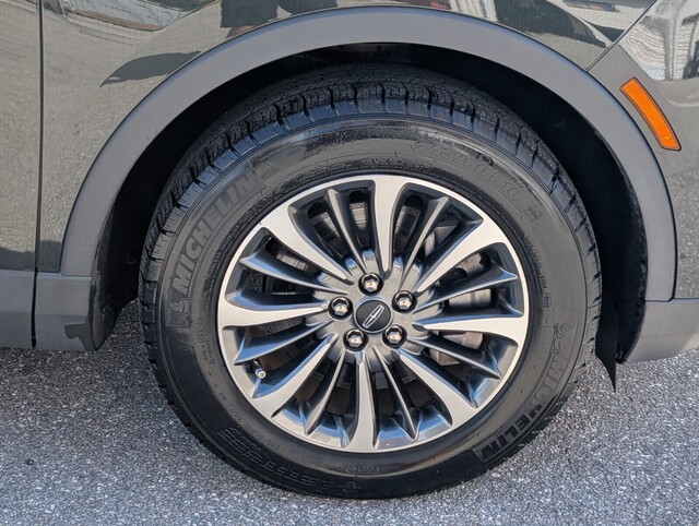 used 2022 Lincoln Nautilus car, priced at $29,998