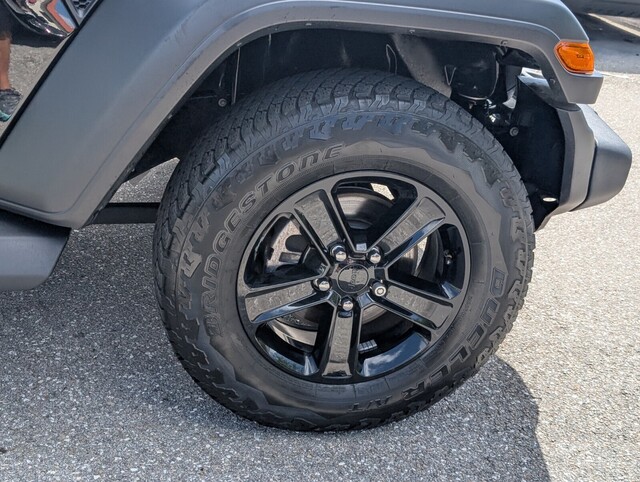 used 2021 Jeep Wrangler car, priced at $27,998