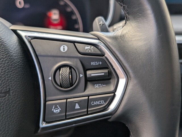 used 2023 Acura MDX car, priced at $33,998