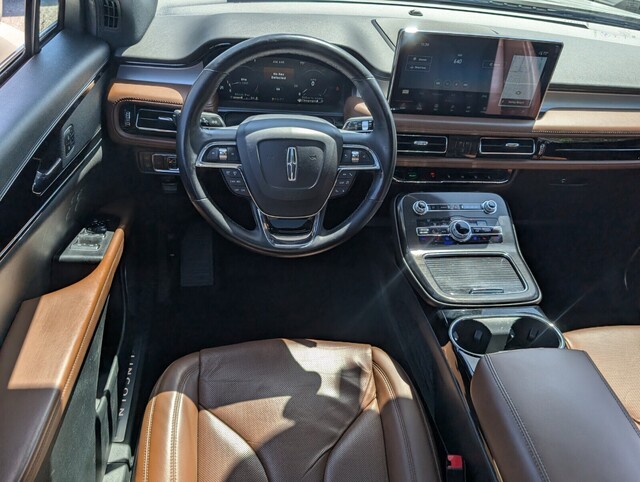 used 2022 Lincoln Nautilus car, priced at $29,498