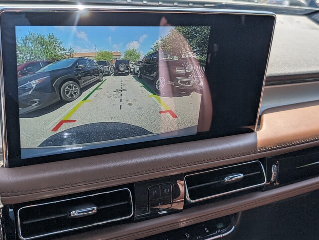 used 2022 Lincoln Nautilus car, priced at $29,498