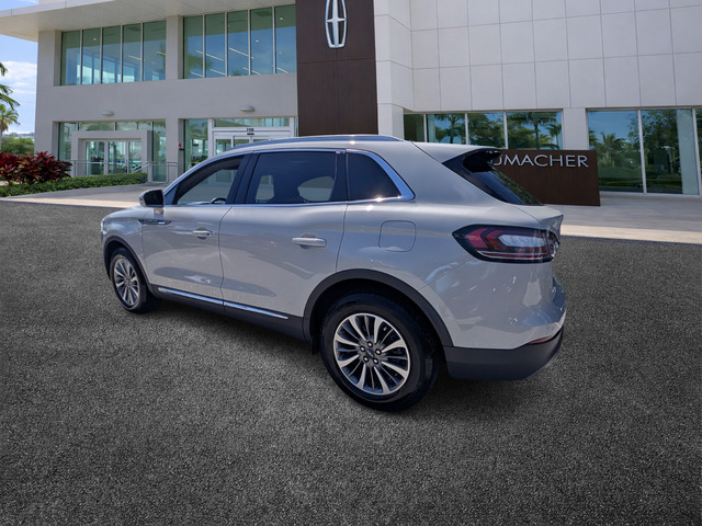 used 2022 Lincoln Nautilus car, priced at $29,498