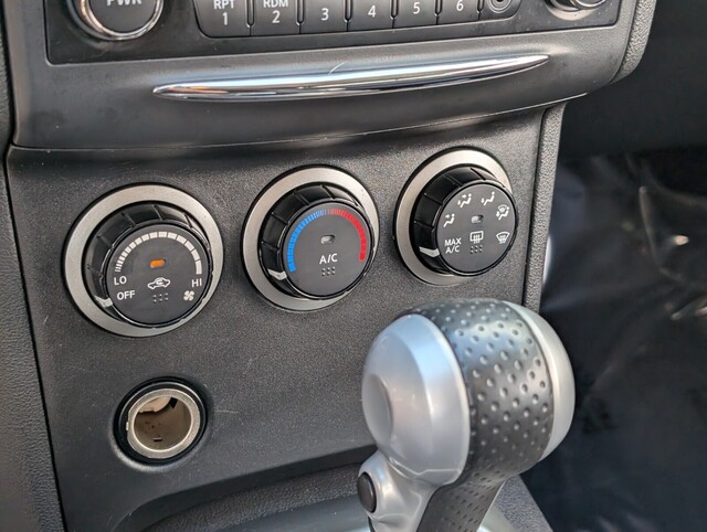 used 2015 Nissan Rogue car, priced at $5,977