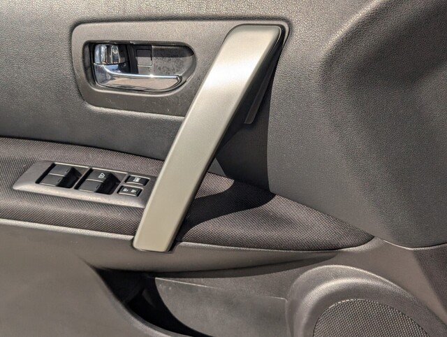 used 2015 Nissan Rogue car, priced at $5,977