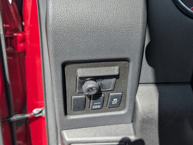 used 2015 Nissan Rogue car, priced at $5,977