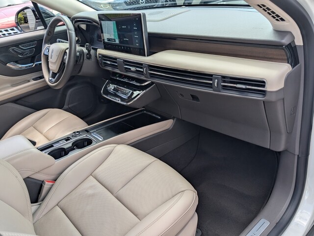 used 2024 Lincoln Corsair car, priced at $36,000