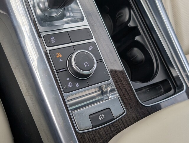 used 2020 Land Rover Range Rover Sport car, priced at $29,998