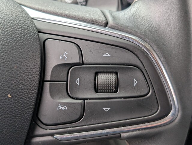 used 2023 Buick Envision car, priced at $24,598