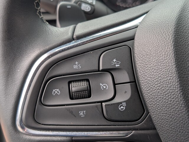 used 2023 Buick Envision car, priced at $24,598