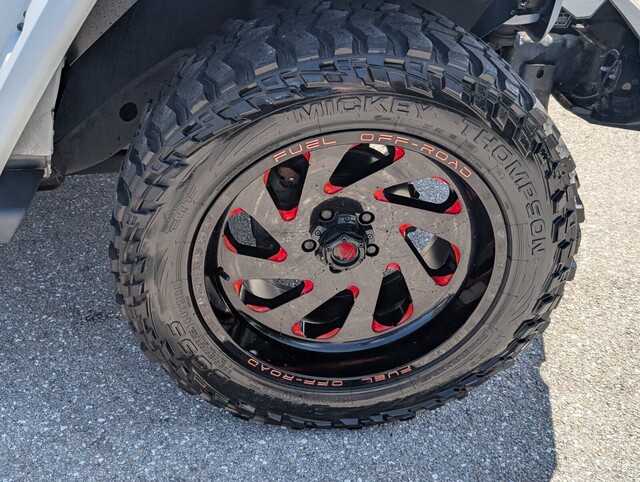 used 2015 Jeep Wrangler Unlimited car, priced at $18,988