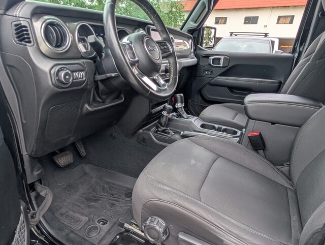 used 2022 Jeep Wrangler car, priced at $35,988