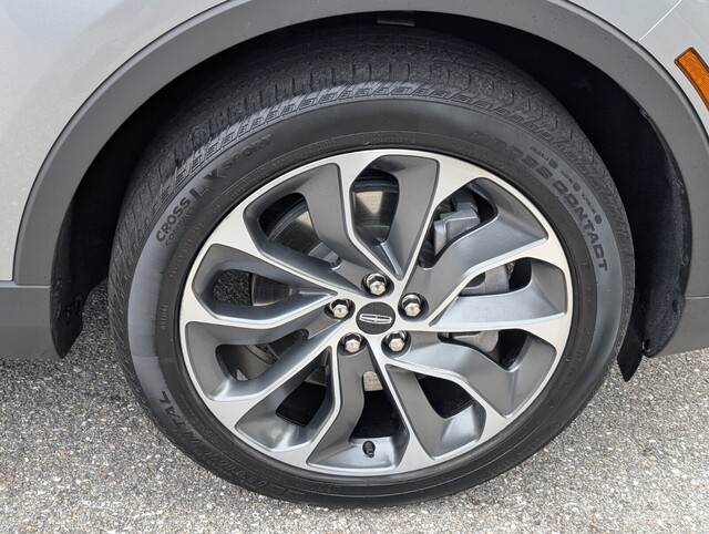 used 2022 Lincoln Nautilus car, priced at $31,888