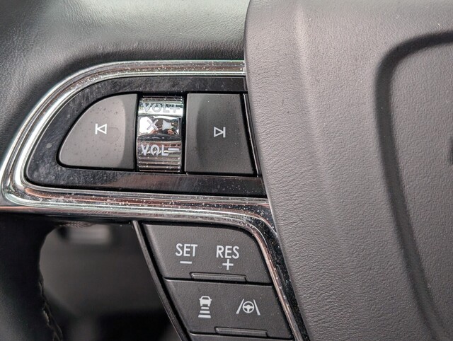 used 2022 Lincoln Nautilus car, priced at $31,888