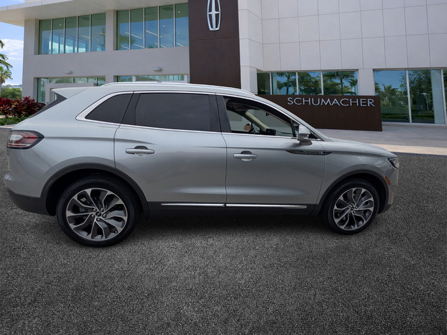 used 2022 Lincoln Nautilus car, priced at $31,888