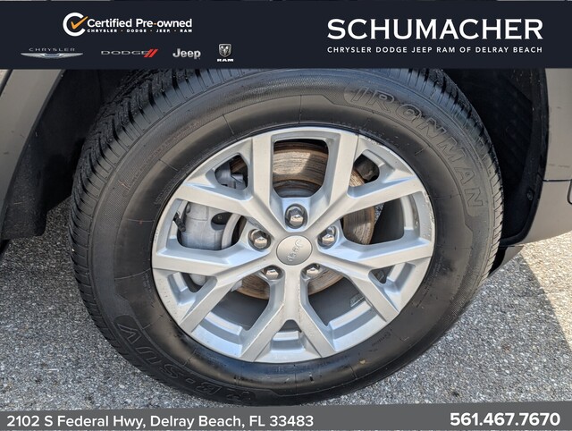 used 2024 Jeep Grand Cherokee car, priced at $30,883