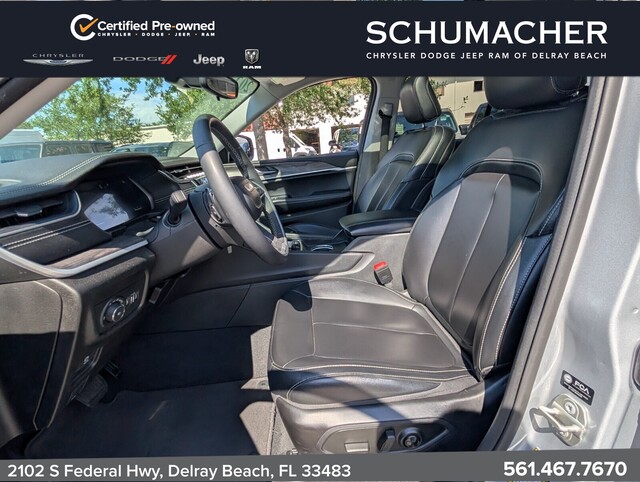 used 2024 Jeep Grand Cherokee car, priced at $31,993