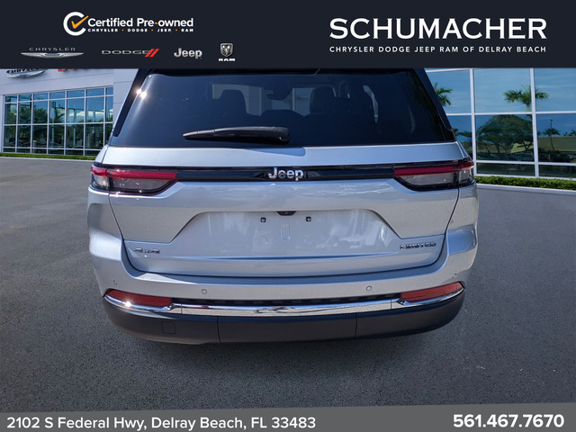 used 2024 Jeep Grand Cherokee car, priced at $31,993