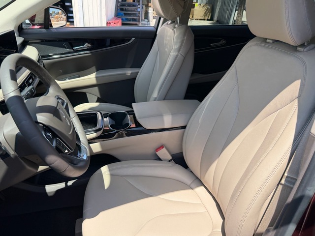 used 2022 Lincoln Nautilus car, priced at $26,998