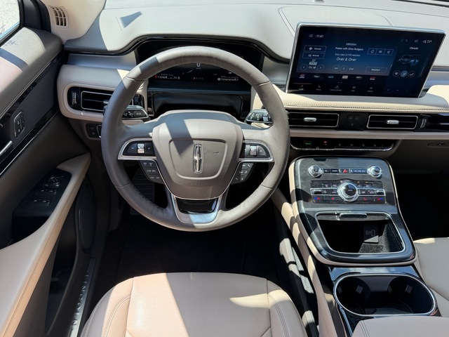 used 2022 Lincoln Nautilus car, priced at $26,998