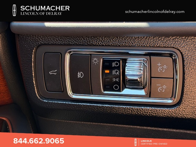 used 2024 Lincoln Navigator car, priced at $84,988