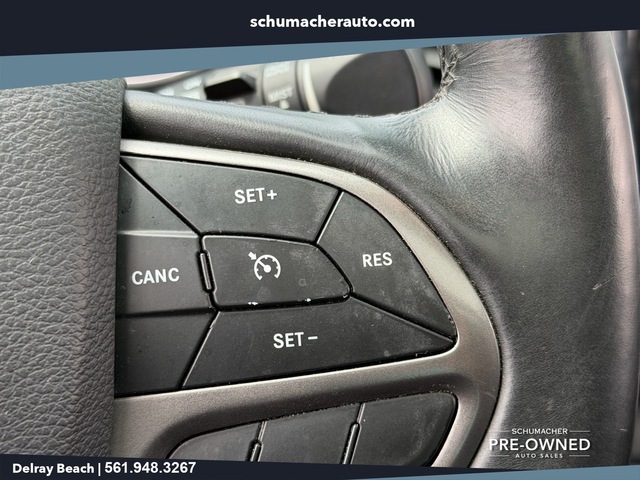 used 2019 Jeep Cherokee car, priced at $11,777