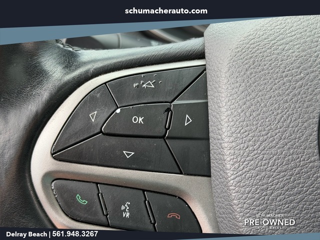 used 2019 Jeep Cherokee car, priced at $11,777