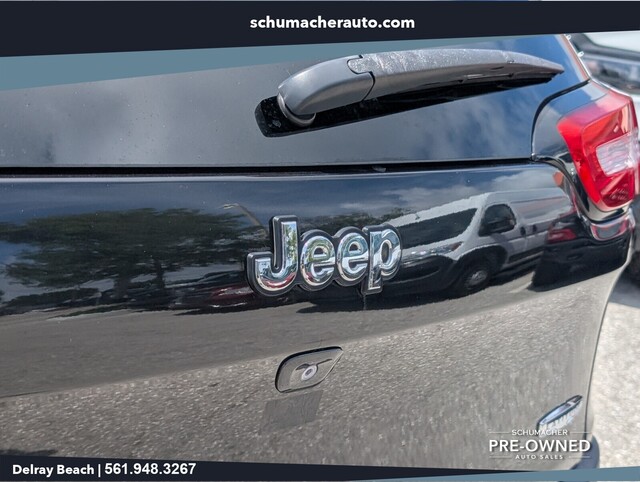 used 2015 Jeep Cherokee car, priced at $11,888
