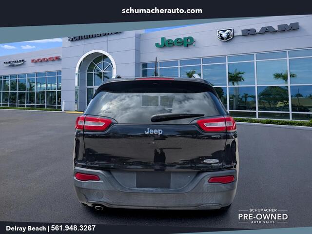 used 2015 Jeep Cherokee car, priced at $11,888