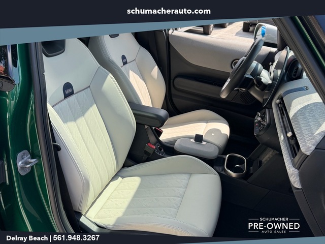 used 2025 MINI HARDTOP 4 DOOR car, priced at $27,394