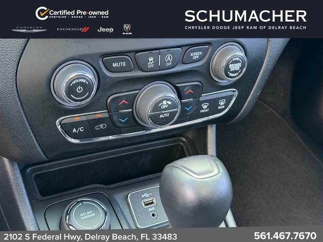 used 2023 Jeep Cherokee car, priced at $23,205