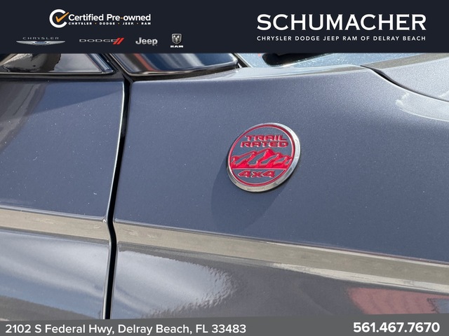 used 2022 Jeep Grand Cherokee car, priced at $31,398