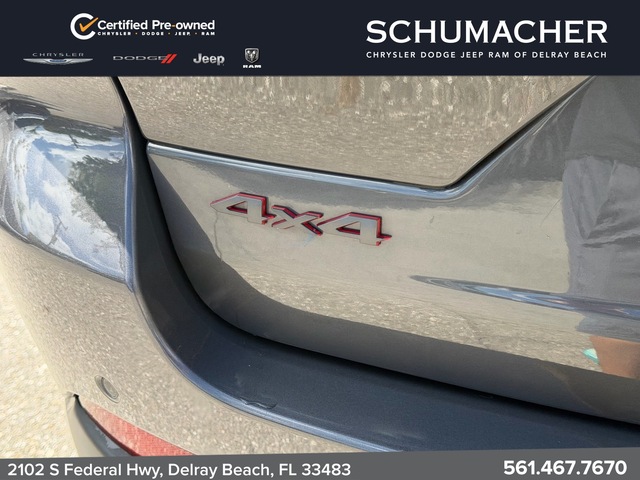 used 2022 Jeep Grand Cherokee car, priced at $31,398