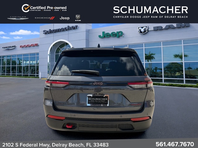 used 2022 Jeep Grand Cherokee car, priced at $31,398