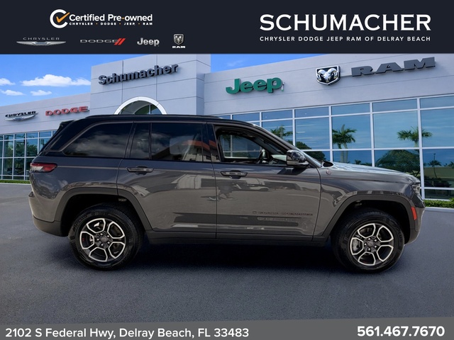 used 2022 Jeep Grand Cherokee car, priced at $31,398