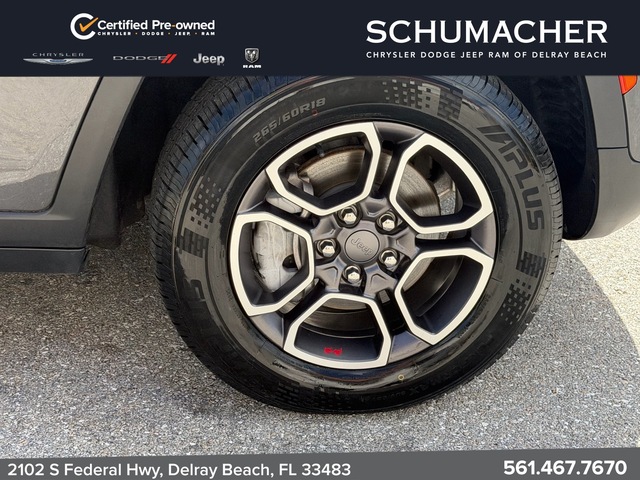 used 2022 Jeep Grand Cherokee car, priced at $31,398