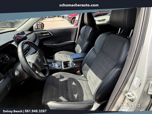 used 2024 Mitsubishi Outlander car, priced at $23,298