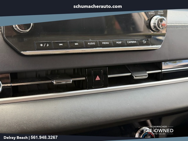used 2024 Mitsubishi Outlander car, priced at $23,298