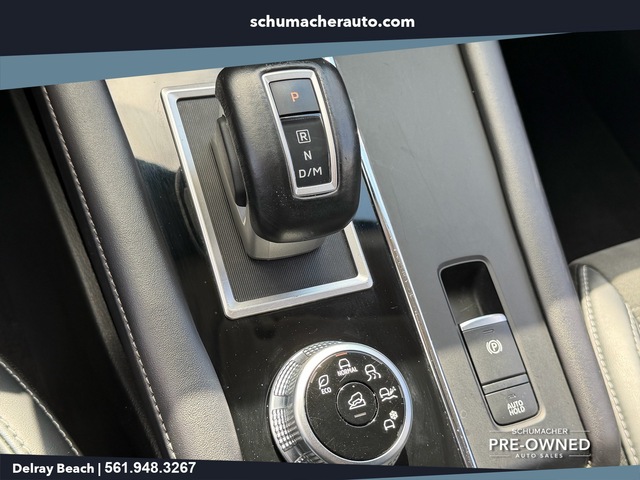 used 2024 Mitsubishi Outlander car, priced at $23,298