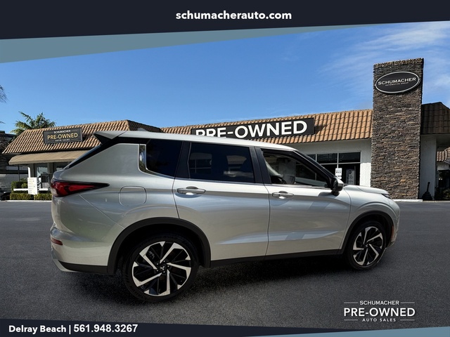 used 2024 Mitsubishi Outlander car, priced at $23,298
